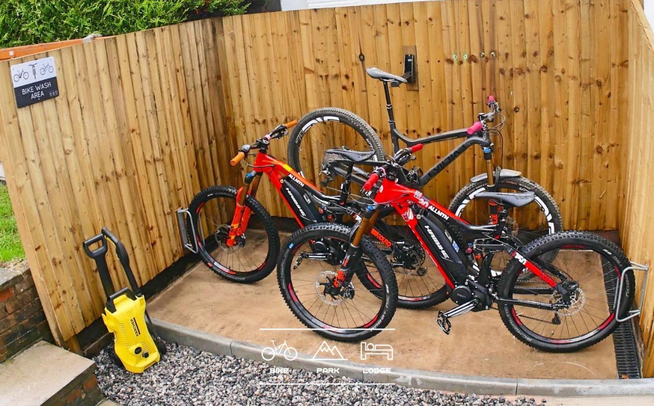 Bike Park Lodge Merthyr Tydfil Exterior photo